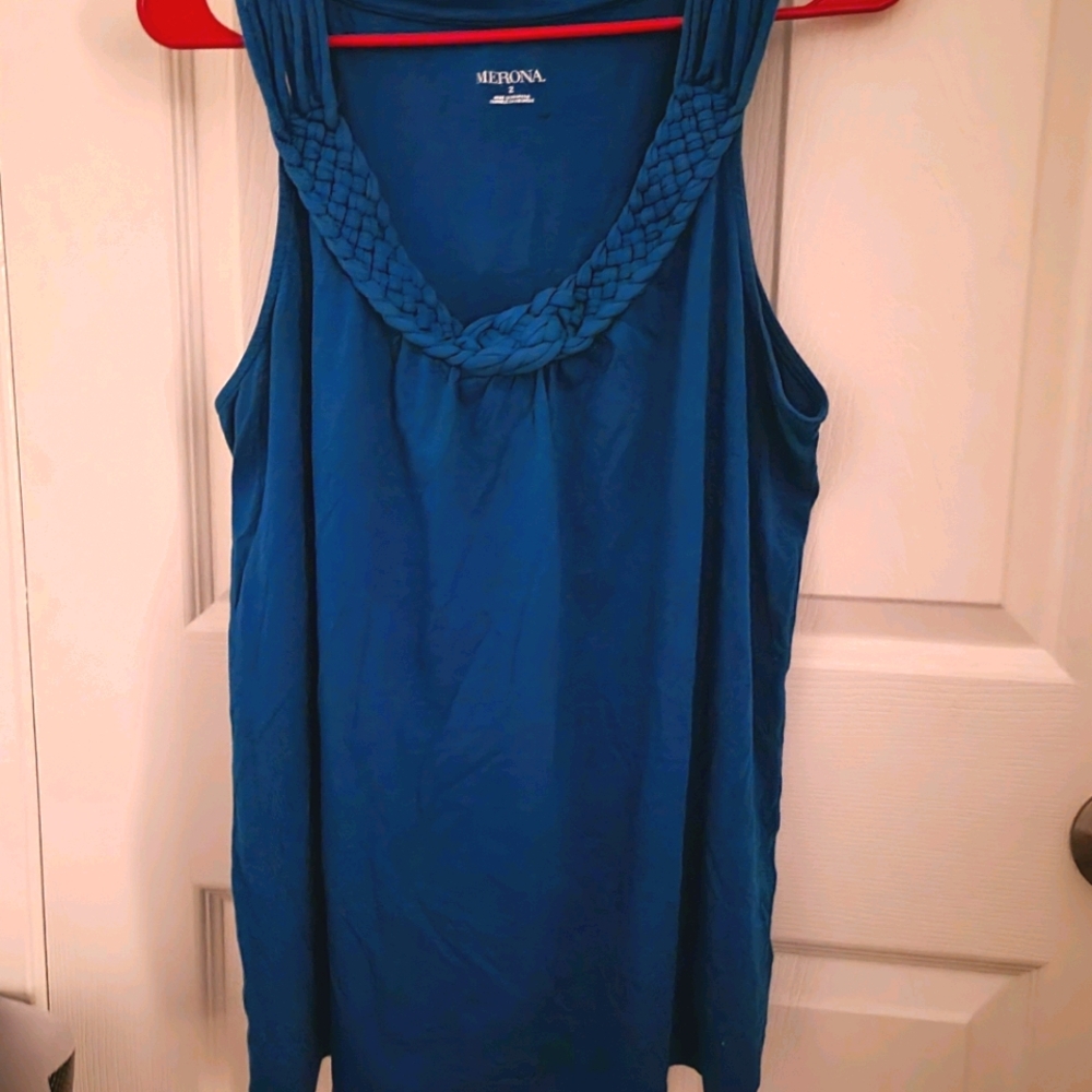 Sleeveless top